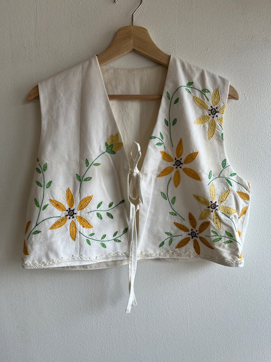 Trash Textiles - Handmade Vintage Tablecloth Tie-Front Blouse - La Lovely Vintage 