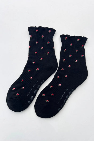 Le Bon Shoppe - Petal Ruffled Hugger Socks