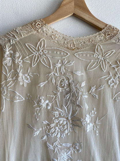 Vintage 1910’s Edwardian Sheer Lace Dress