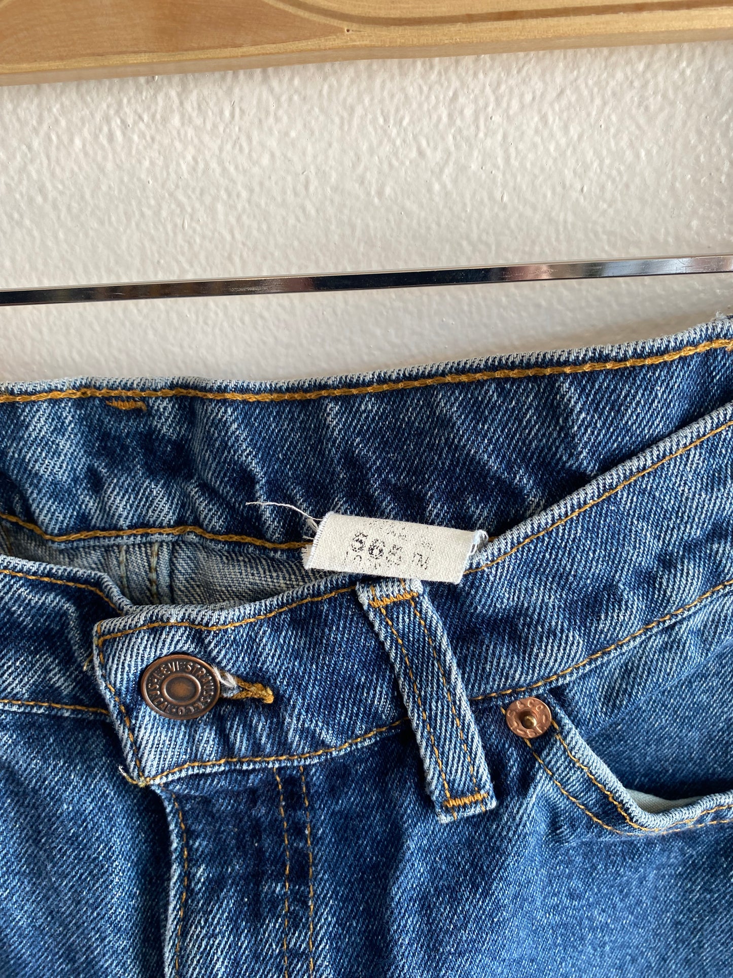 Vintage 1990’s Levi’s 565 Denim Jeans