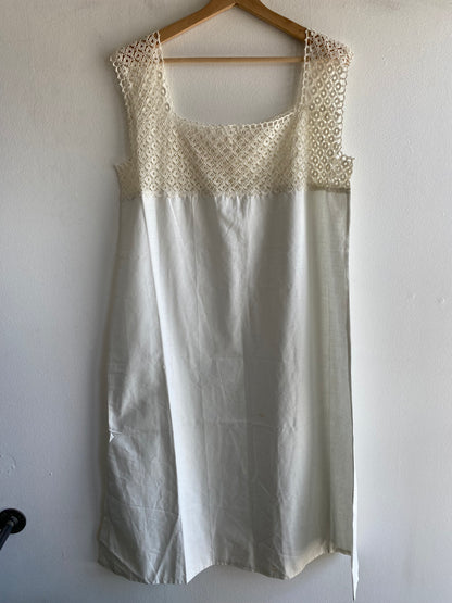 Antique 1920’s Lace and Linen Dress