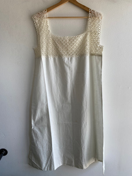 Antique 1920’s Lace and Linen Dress