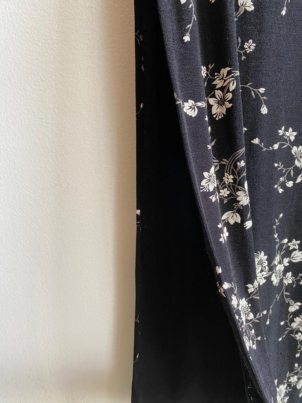 Vintage 90's Sun Fire USA Black & White Floral Maxi Skirt