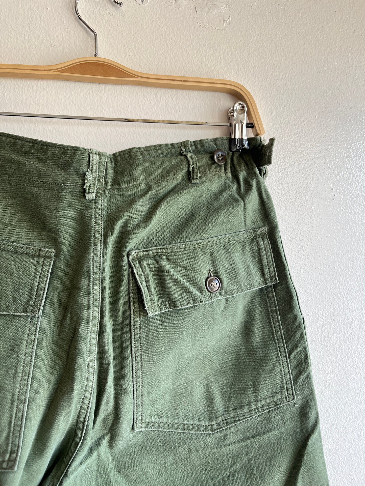 Vintage 1960’s OG-107 Military Fatigue Trousers - La Lovely Vintage 