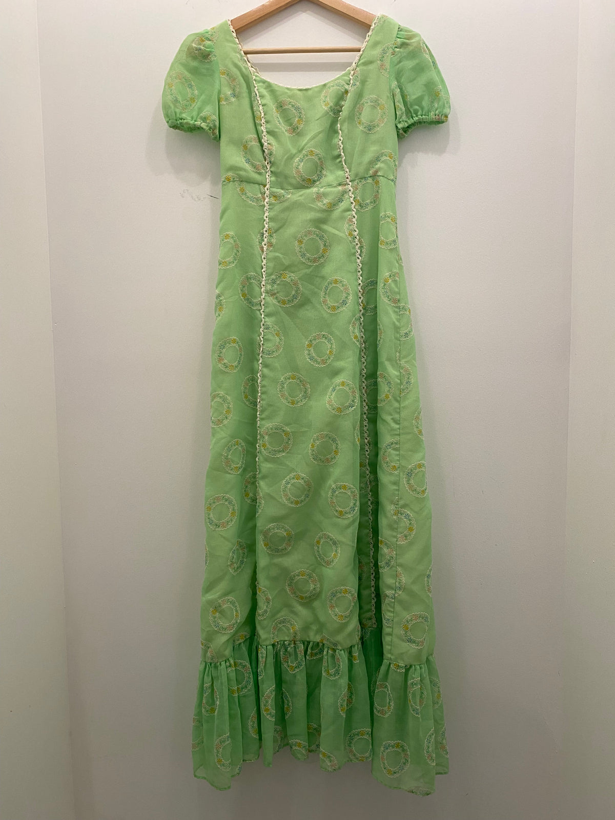 Vintage 70's Green Floral Prairie Style Maxi Dress - La Lovely Vintage 