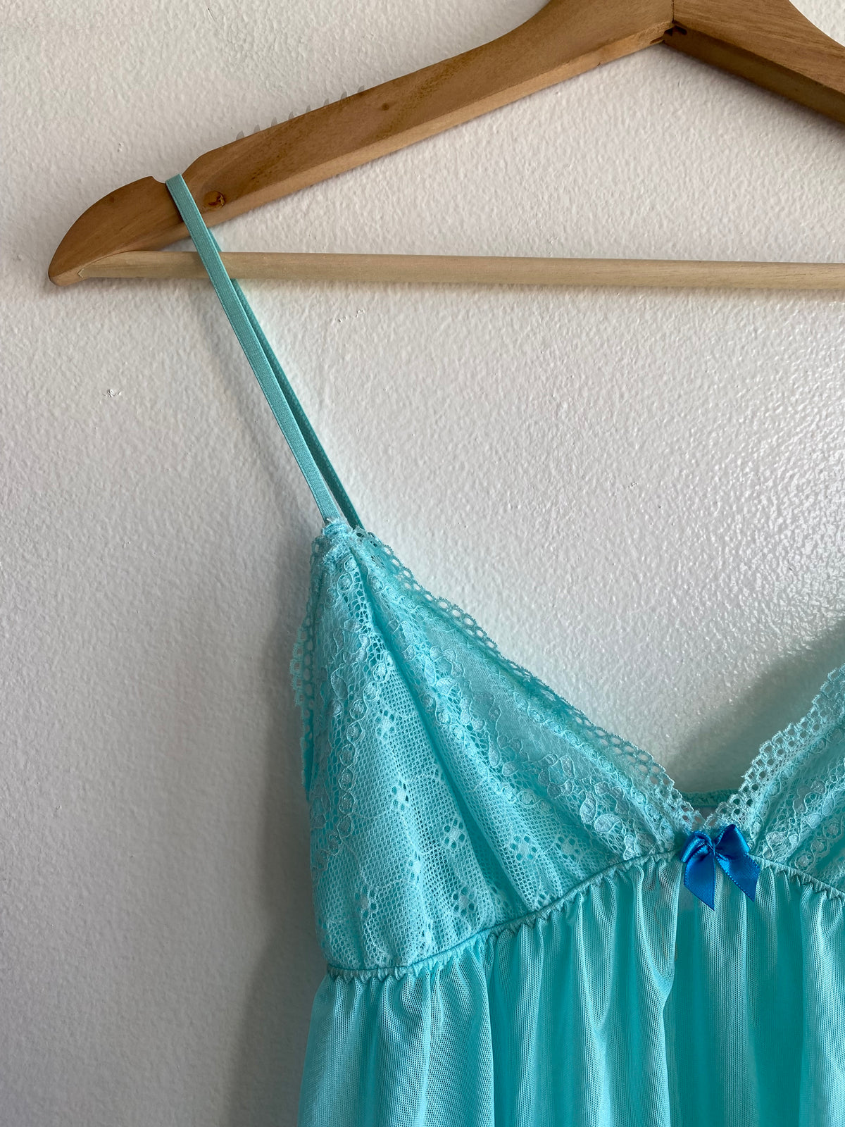 Vintage Y2K Victoria's Secret Teal Mesh Cami