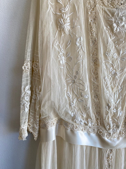 Vintage 1910’s Edwardian Sheer Lace Dress