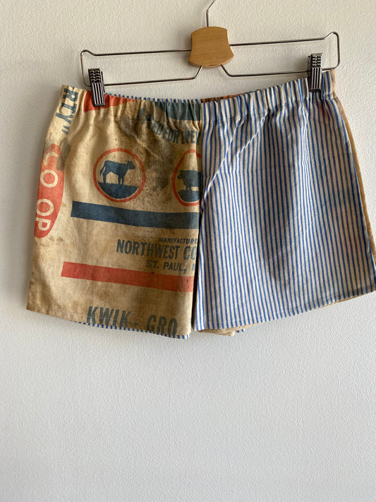 La Lovely Vintage - Handmade Feed Sack Shorts - La Lovely Vintage 