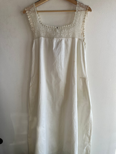 Vintage 1920’s Linen and Crochet Dress