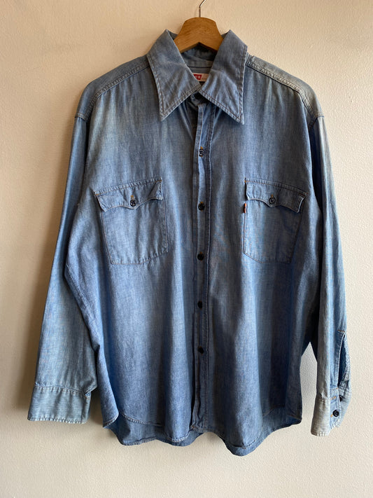 Vintage 1960/70’s Levi’s "Big E" Chambray Button-Up Shirt