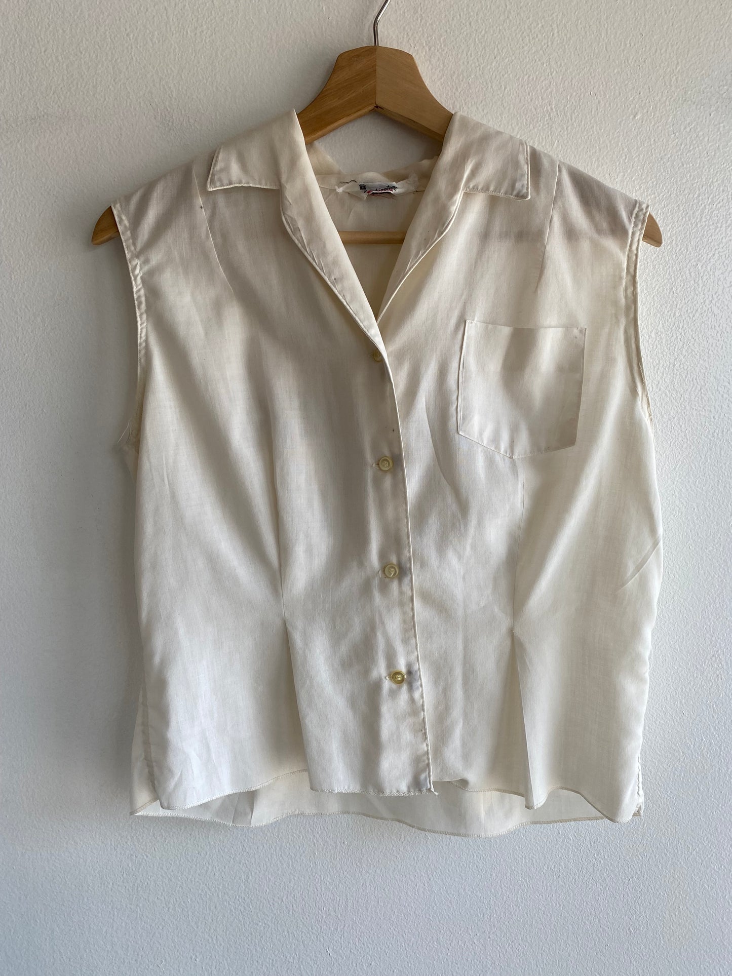 Vintage 1950/60’s “Citizens State Bank” Sleeveless Button-Up Shirt