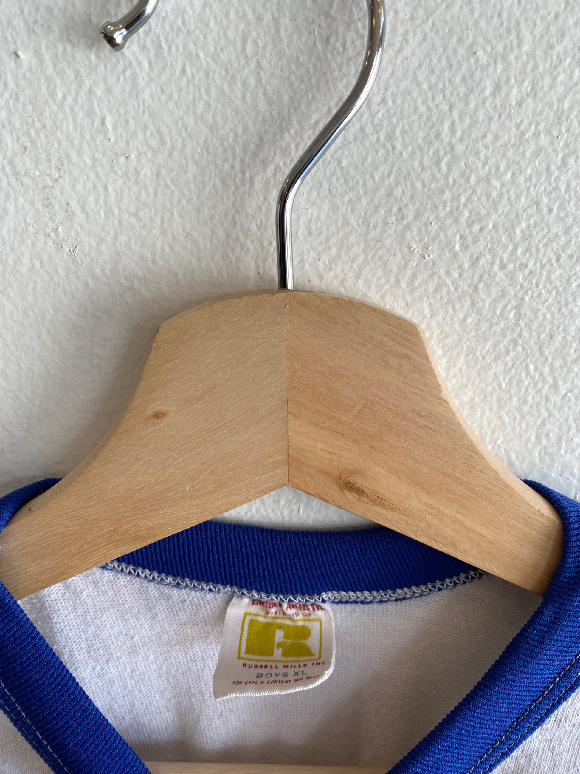 Vintage 1970’s Tri-Tone Raglan Sleeve T-Shirt - La Lovely Vintage 