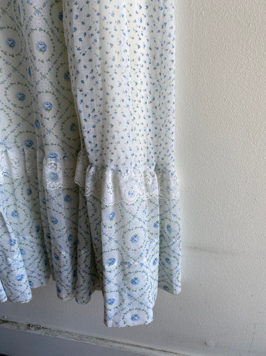 Vintage 1970’s Deadstock Floral Prarie Dress