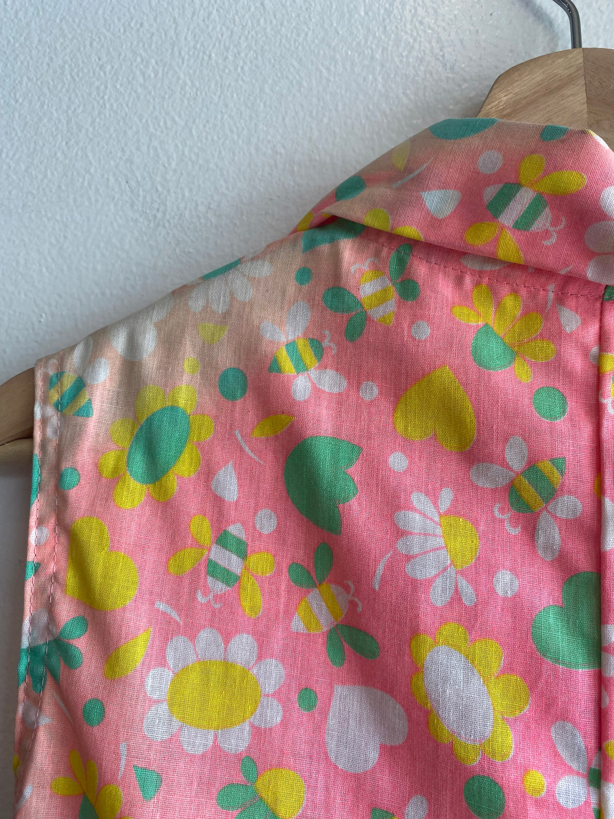 60s/70s pink bumble bee print romper - La Lovely Vintage 