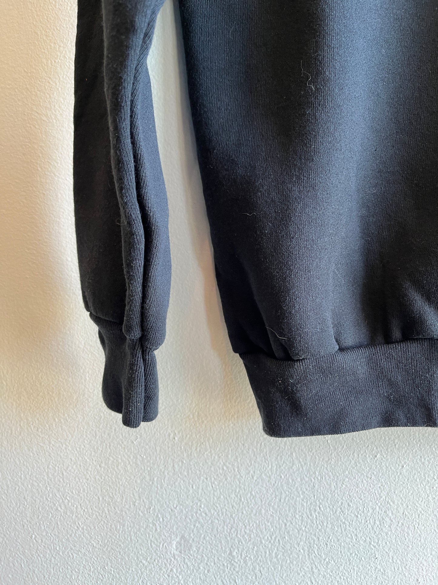 Vintage 1990’s Black Blank Crewneck Sweatshirt