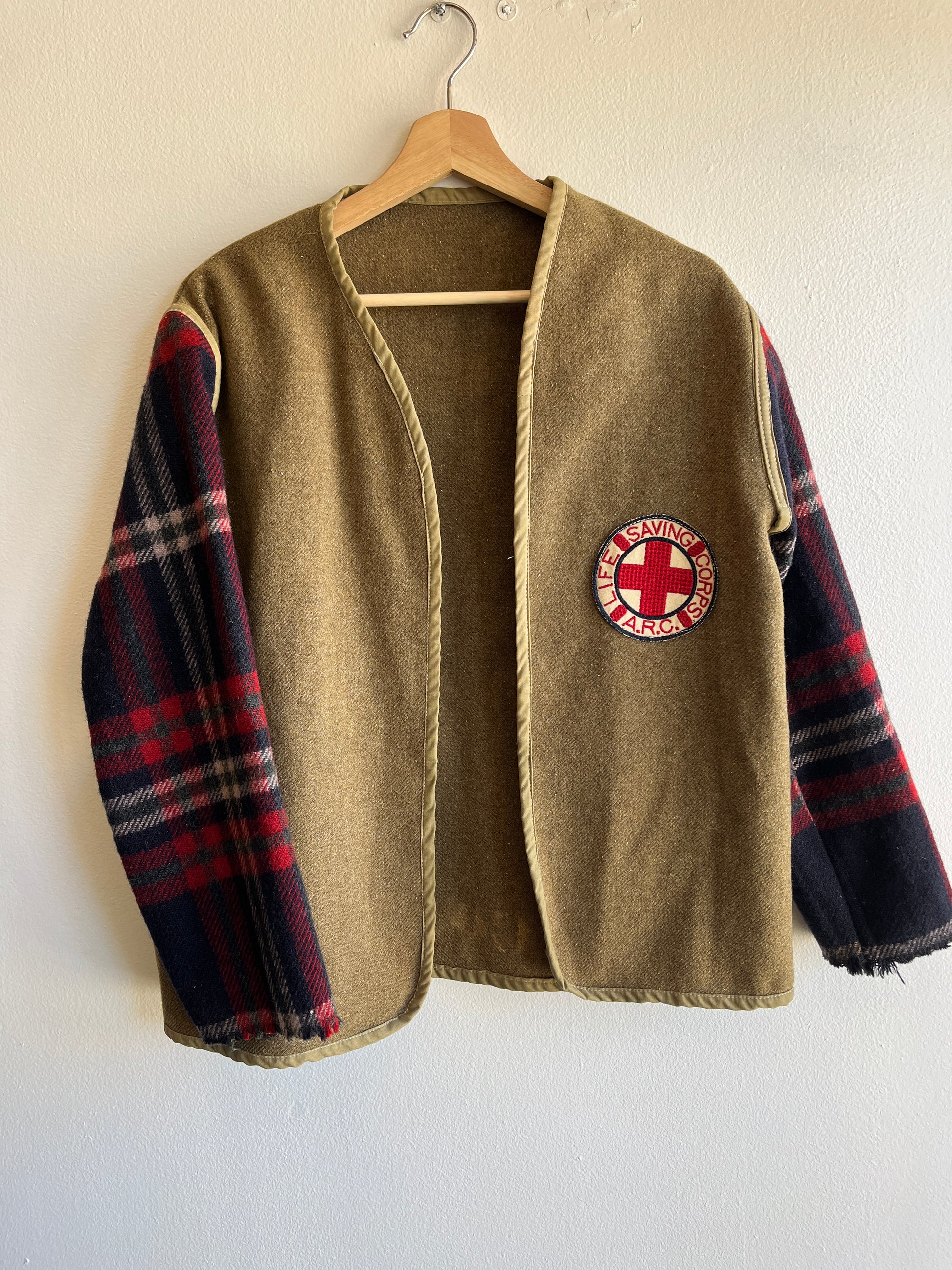 Vintage Handmade Red Cross Blanket Jacket - La Lovely Vintage 