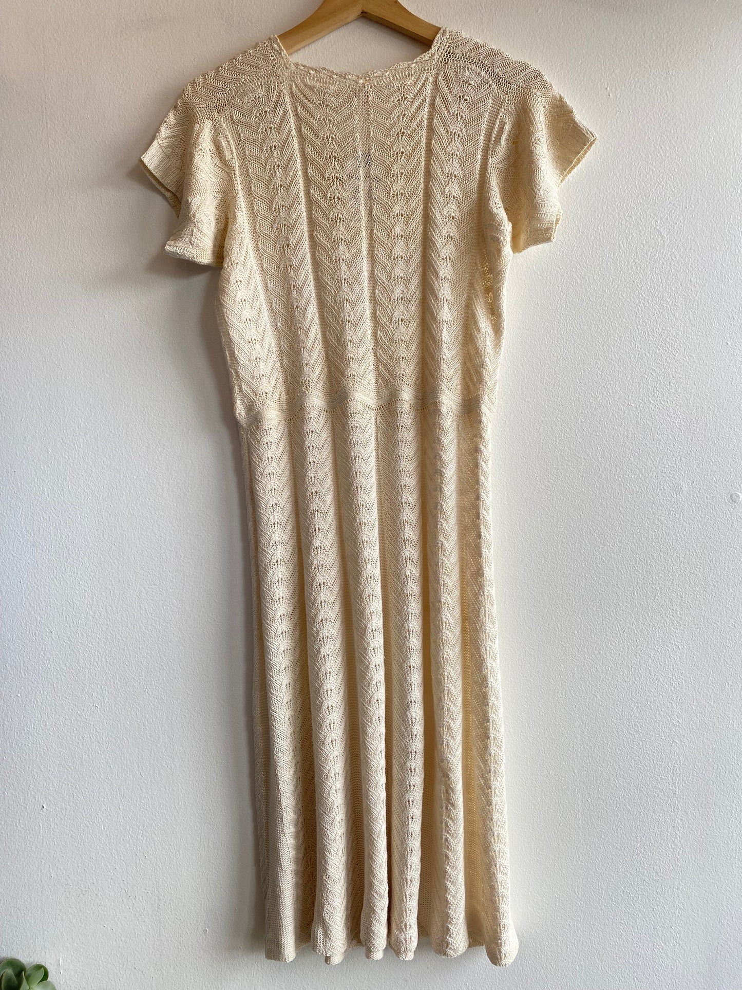 Vintage 70's Crochet Cream Short-Sleeve Button Midi Dress