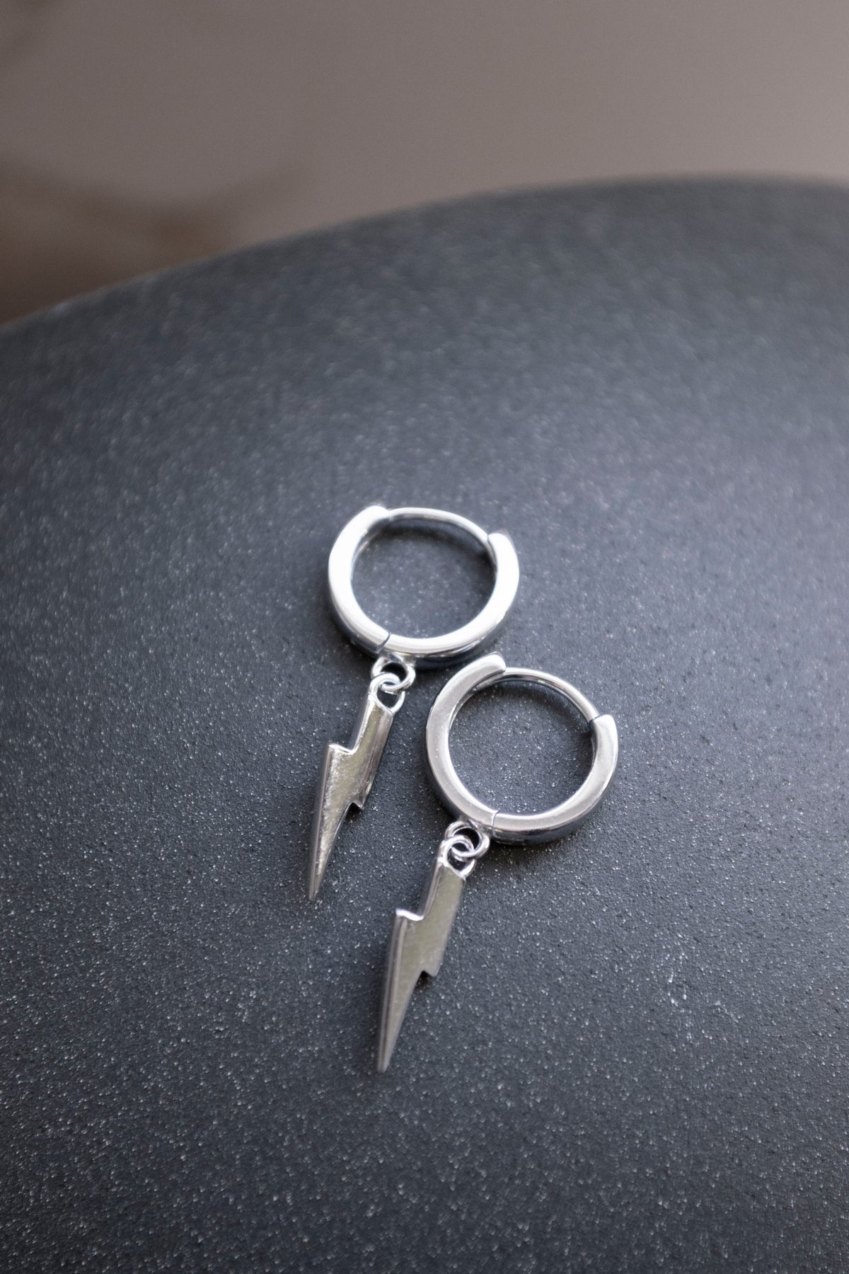La Lovely - Lightning Bolt Hoops
