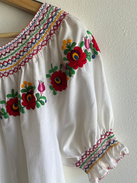 Vintage 1970’s Oaxacan Embroidered Blouse