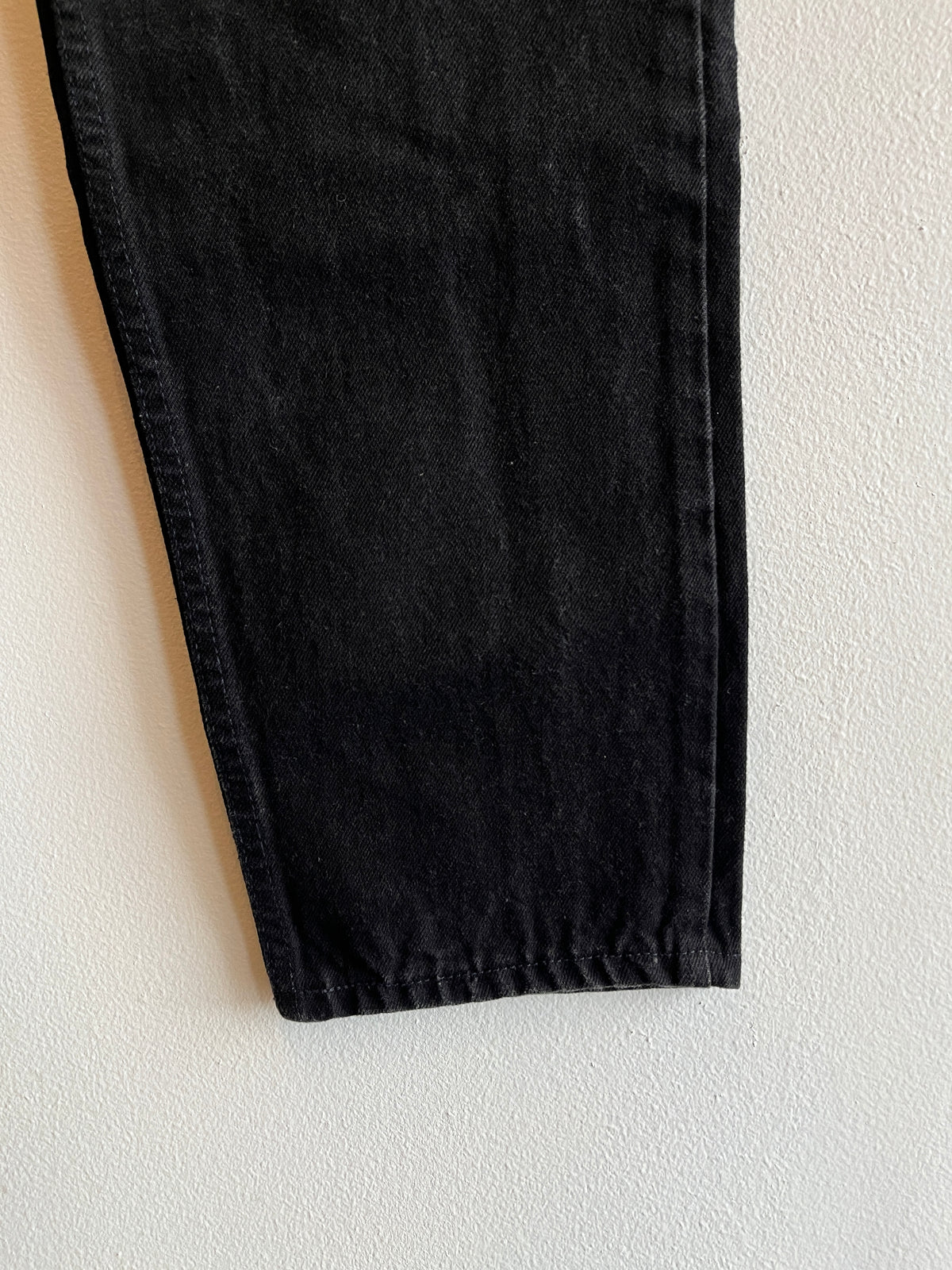 Vintage 1990’s Levi’s 15961 Black Denim Jeans