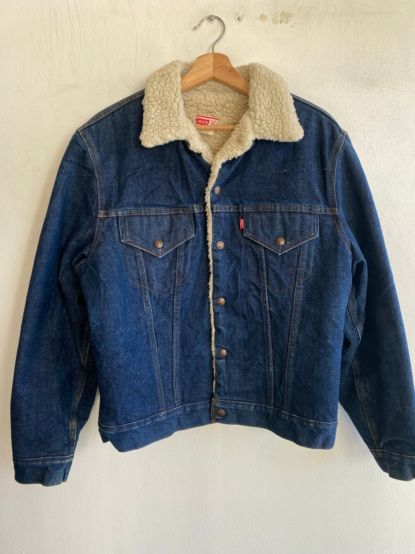 Vintage 1970’s Levi’s Sherpa Lined Denim Trucker Jacket - La Lovely Vintage 