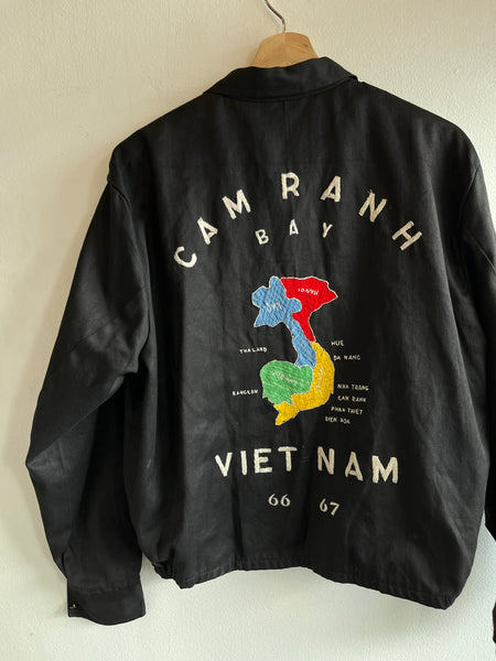 Vintage 1960’s Embroidered Vietnam Souvenir Jacket