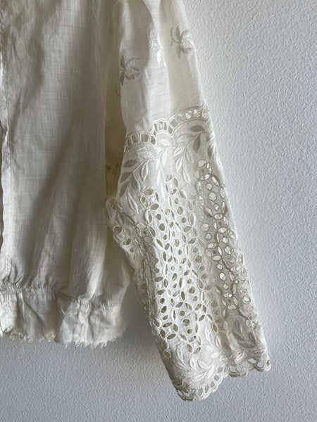 Vintage 1930’s Linen and Lace Top