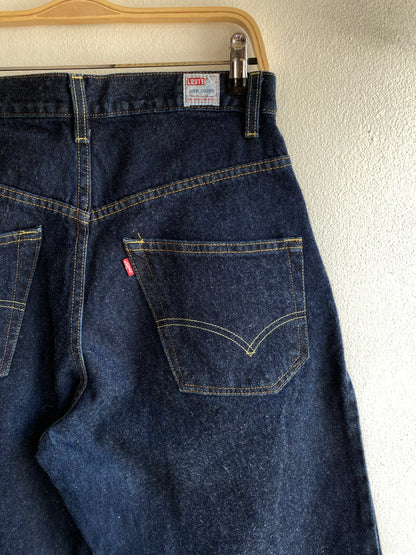 Vintage 1990’s Levi’s Dry Goods 595 Denim Jeans