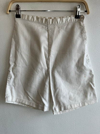 Vintage 1960’s Side-Zip Ecru Shorts - La Lovely Vintage 