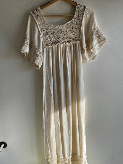 Vintage 1970’s Embroidered Linen Dress