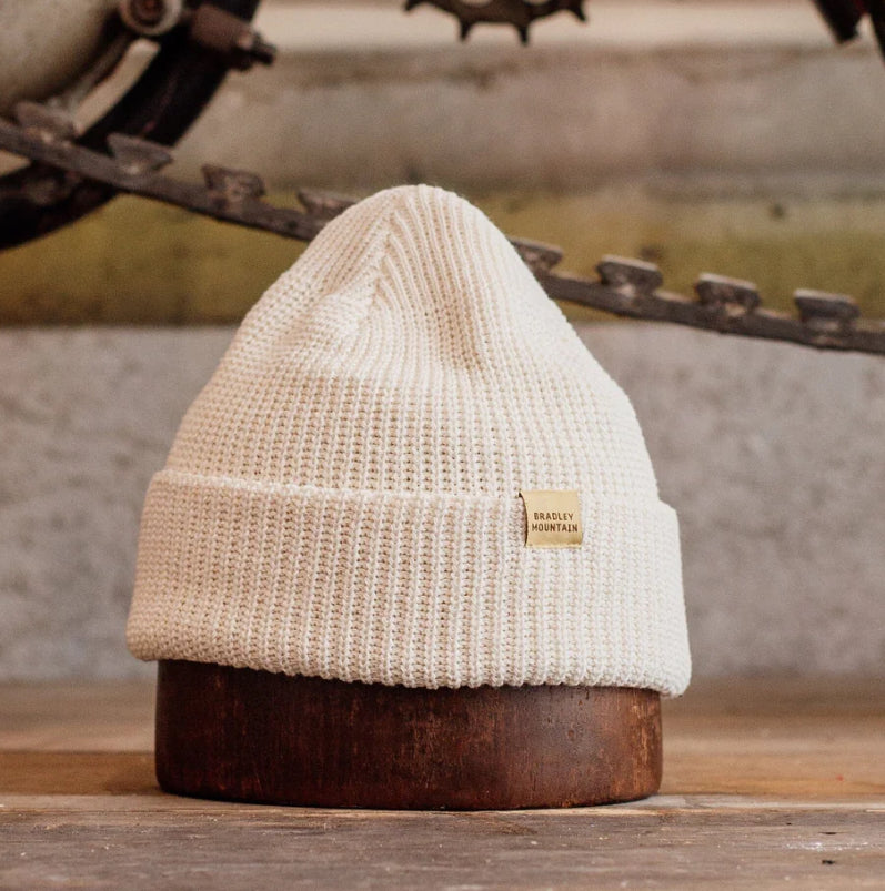 Bradley Mountain - Watch Cap Hat - La Lovely Vintage 