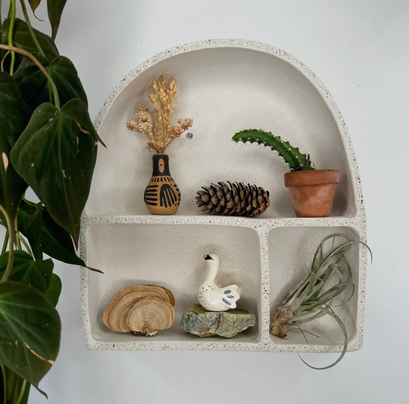 Cement Altar of Inspiration - La Lovely Vintage 