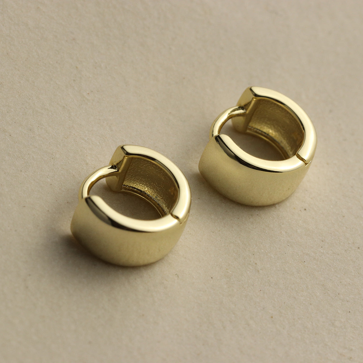 Chunky Huggie Hoops By La Lovely - La Lovely Vintage 