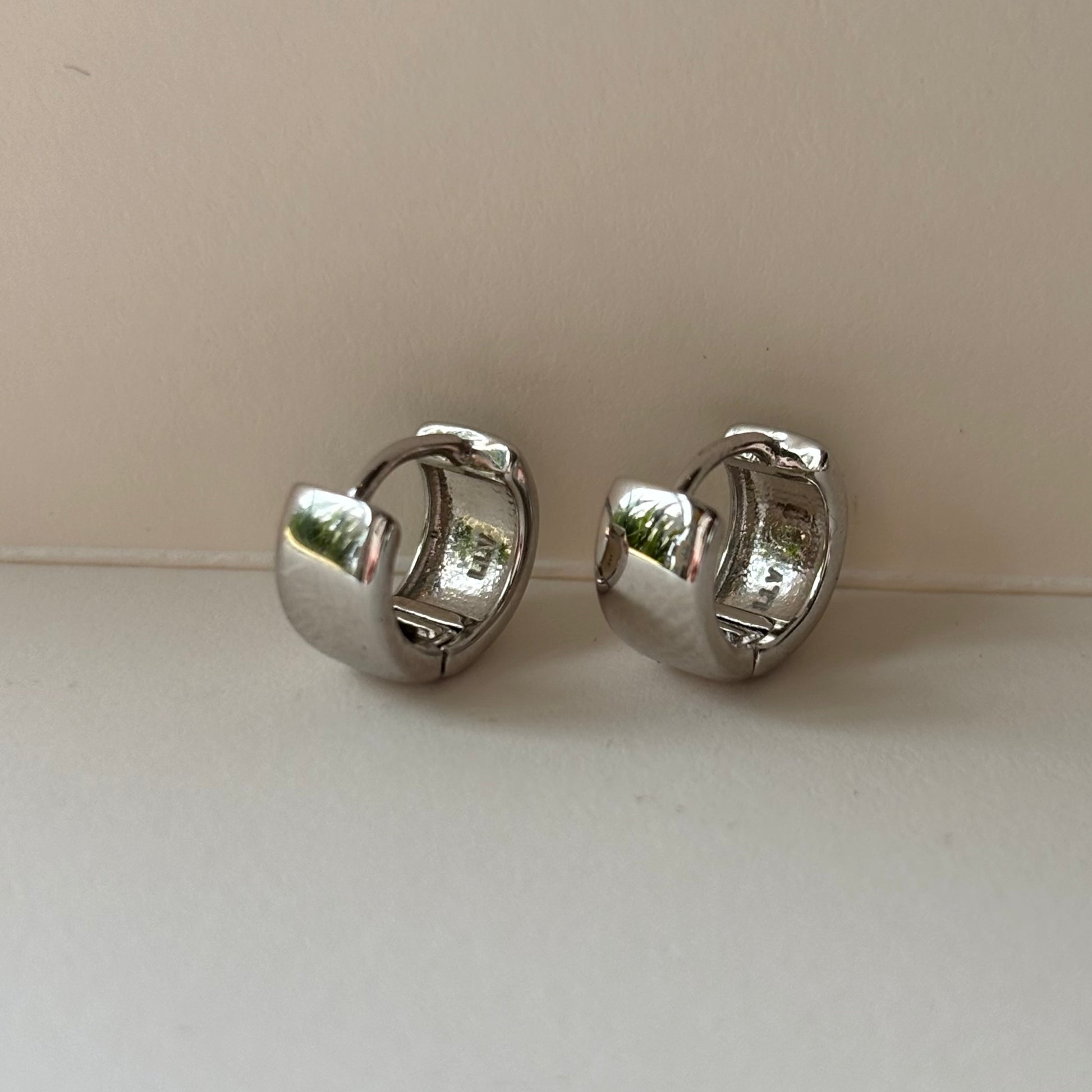 Chunky Huggie Hoops By La Lovely - La Lovely Vintage 