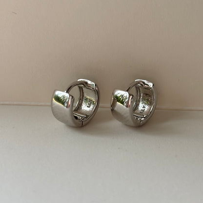 Chunky Huggie Hoops By La Lovely - La Lovely Vintage 