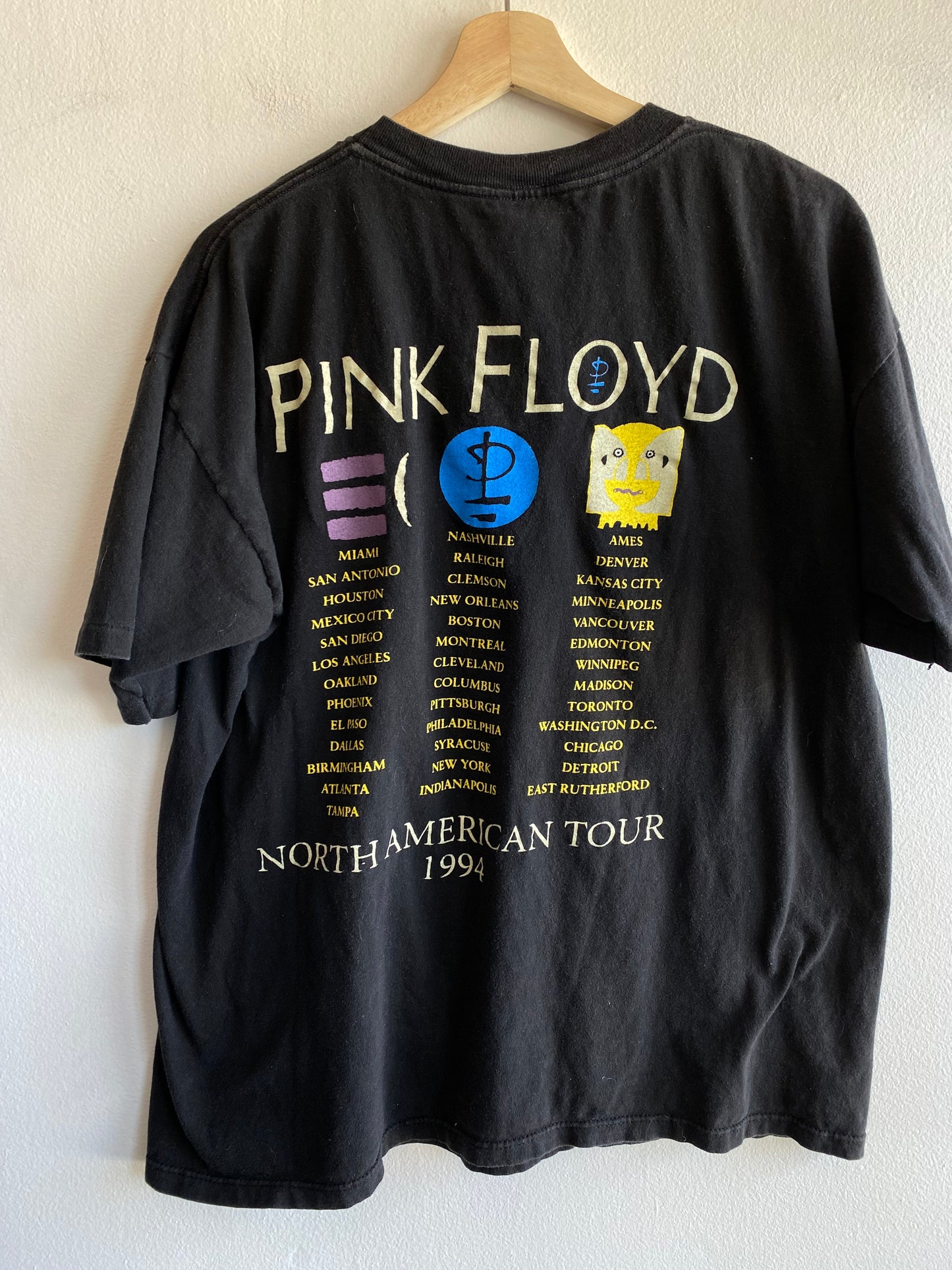 Vintage 1994 Pink Floyd Tour T-Shirt