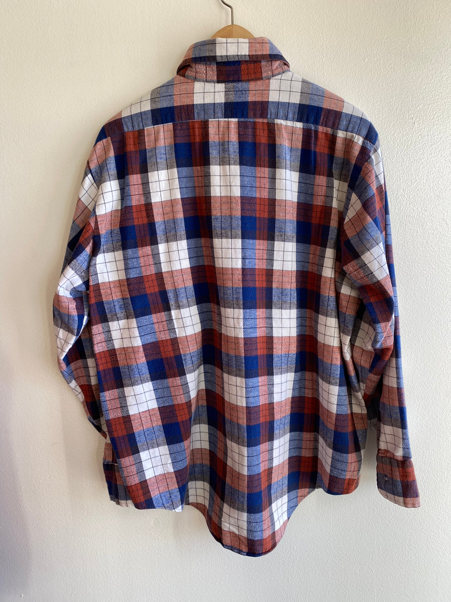 Vintage 1960/70’s Macy’s of California Cotton Flannel Button-Up Shirt