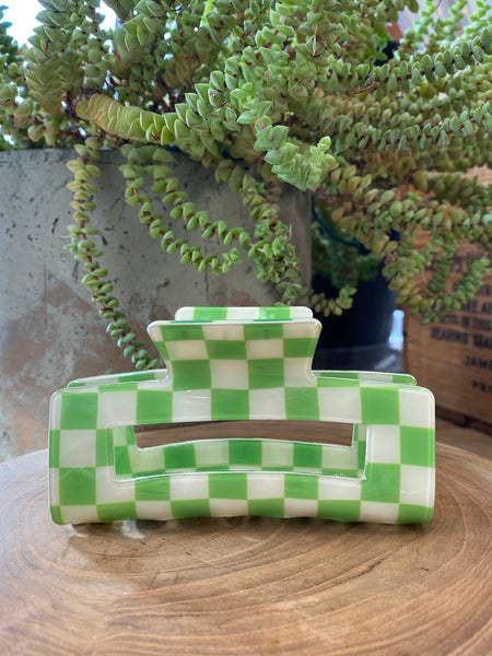 LoveLina - Large Checkered Claw Clip