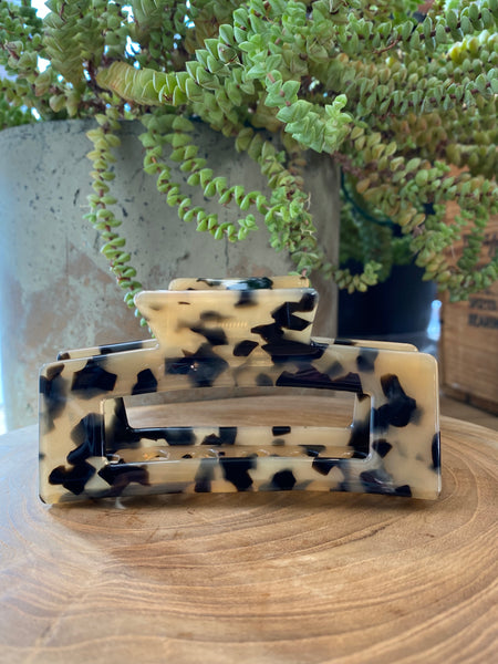 LoveLina - Large Speckled Claw Clip