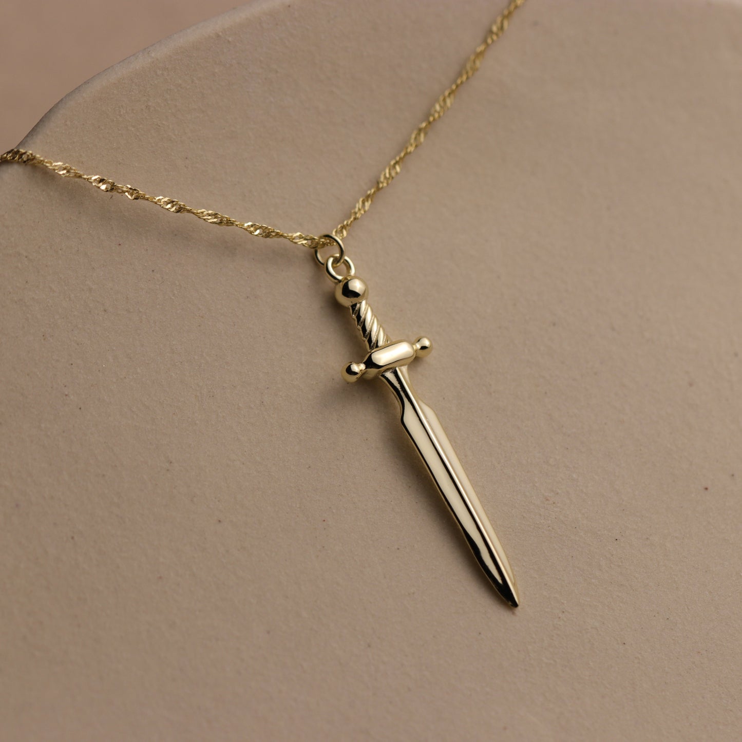Dagger Necklace - La Lovely Vintage 