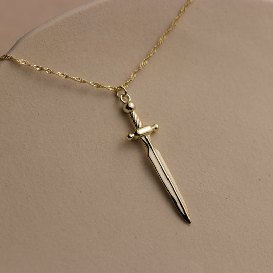 Dagger Necklace - La Lovely Vintage 