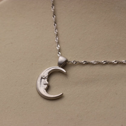 Crescent Moon Man Necklace - La Lovely Vintage 