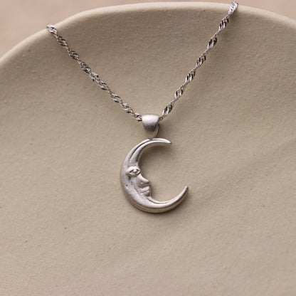 Crescent Moon Man Necklace - La Lovely Vintage 