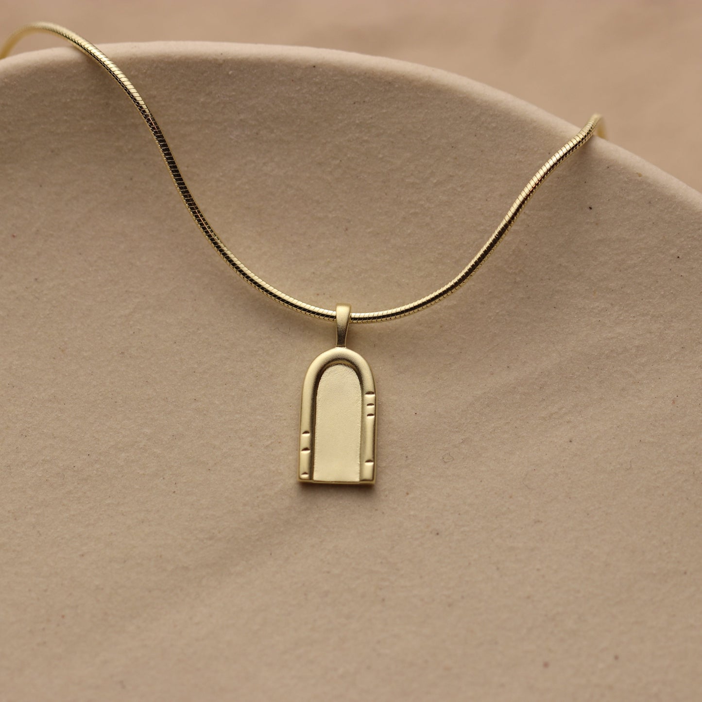 Portal Pathway Arch Necklace - La Lovely Vintage 