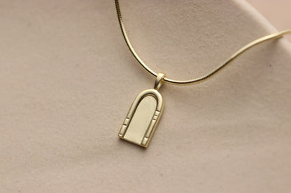 Portal Pathway Arch Necklace - La Lovely Vintage 