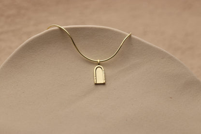 Portal Pathway Arch Necklace - La Lovely Vintage 