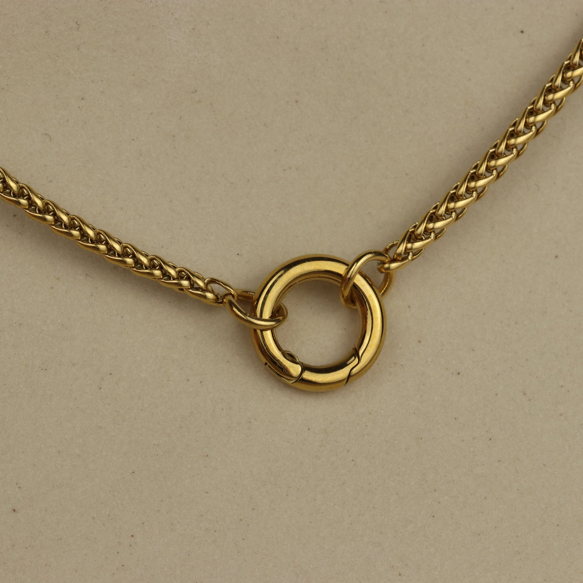 Gold Clip Closure Cable Chain Necklace - La Lovely Vintage 