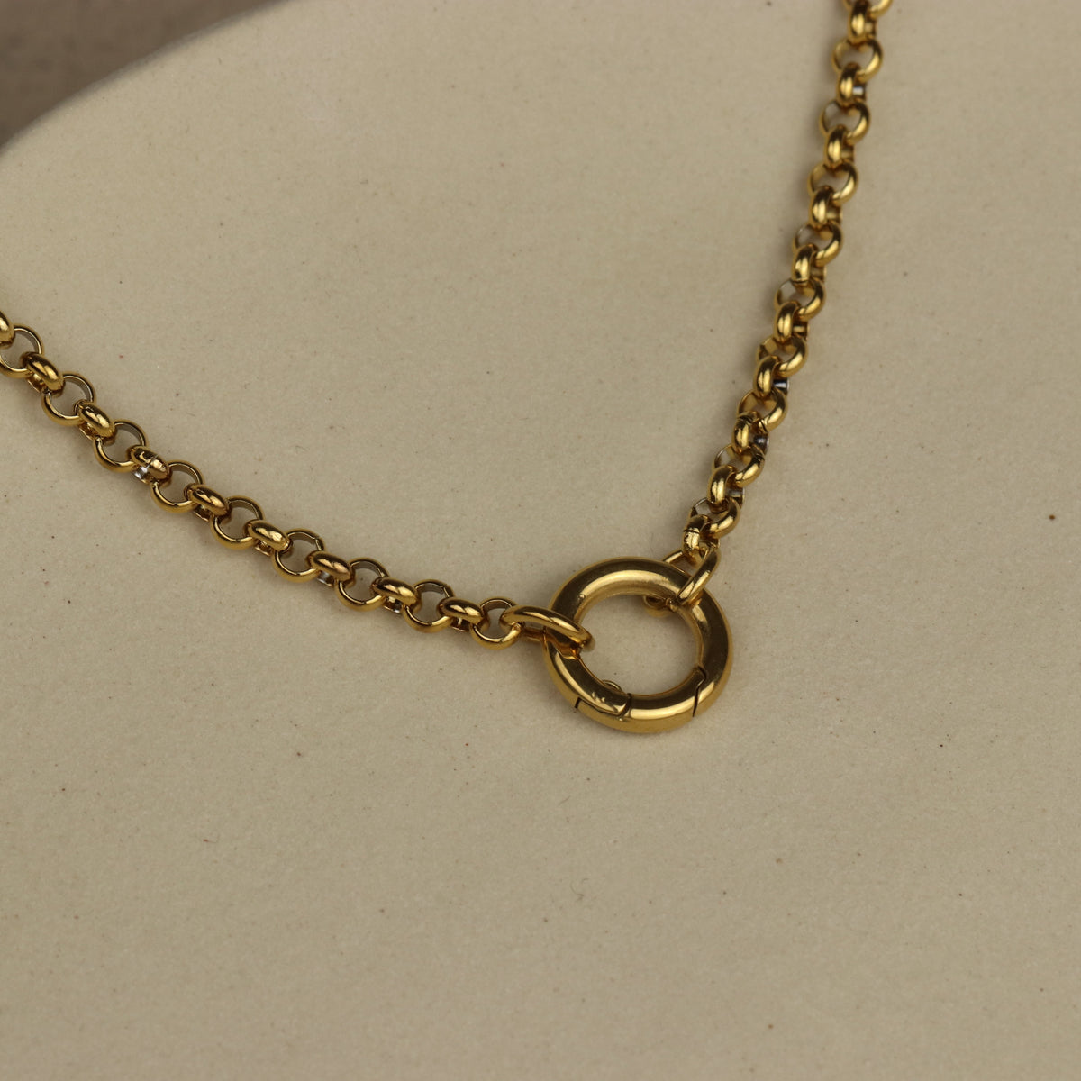 Gold Clip Closure Cable Chain Necklace - La Lovely Vintage 