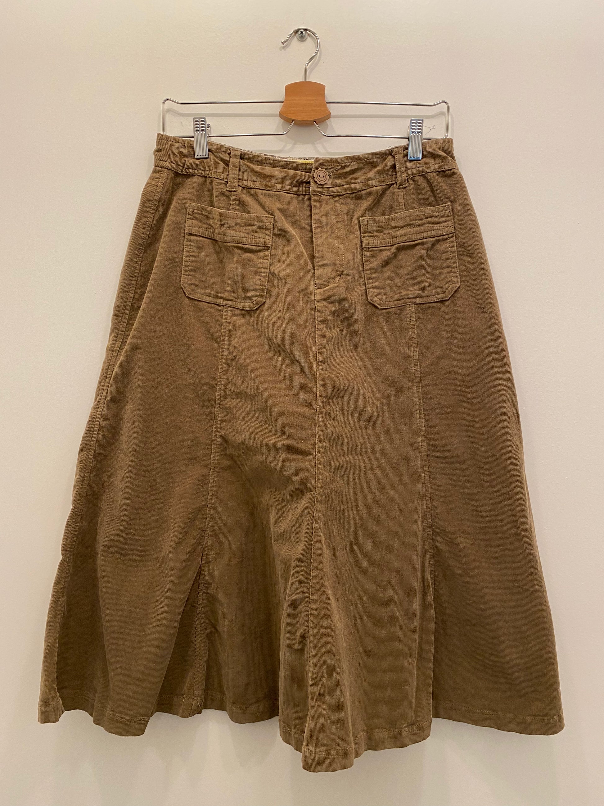 Vintage Y2K tan corduroy maxi skirt - La Lovely Vintage 