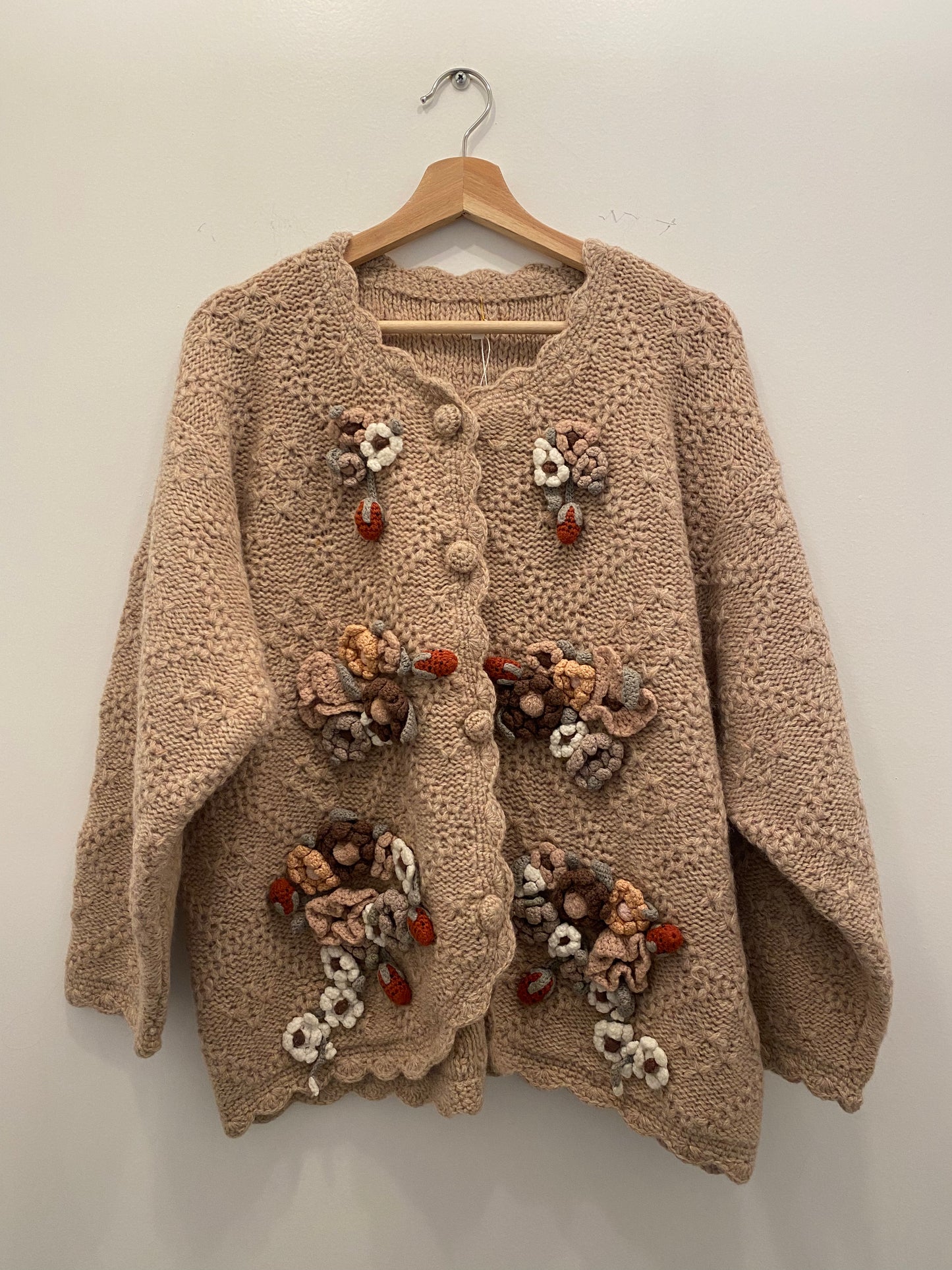 70s tan 3D flower wool knit cardigan - La Lovely Vintage 